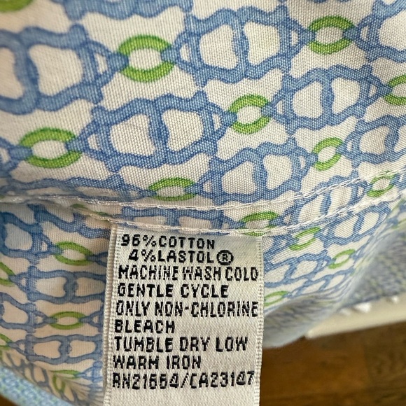 Talbots Wrinkle Resistant Shirt Womens 12 P Blue Geometric 3/4 Sleeve Button Up - Picture 6 of 6